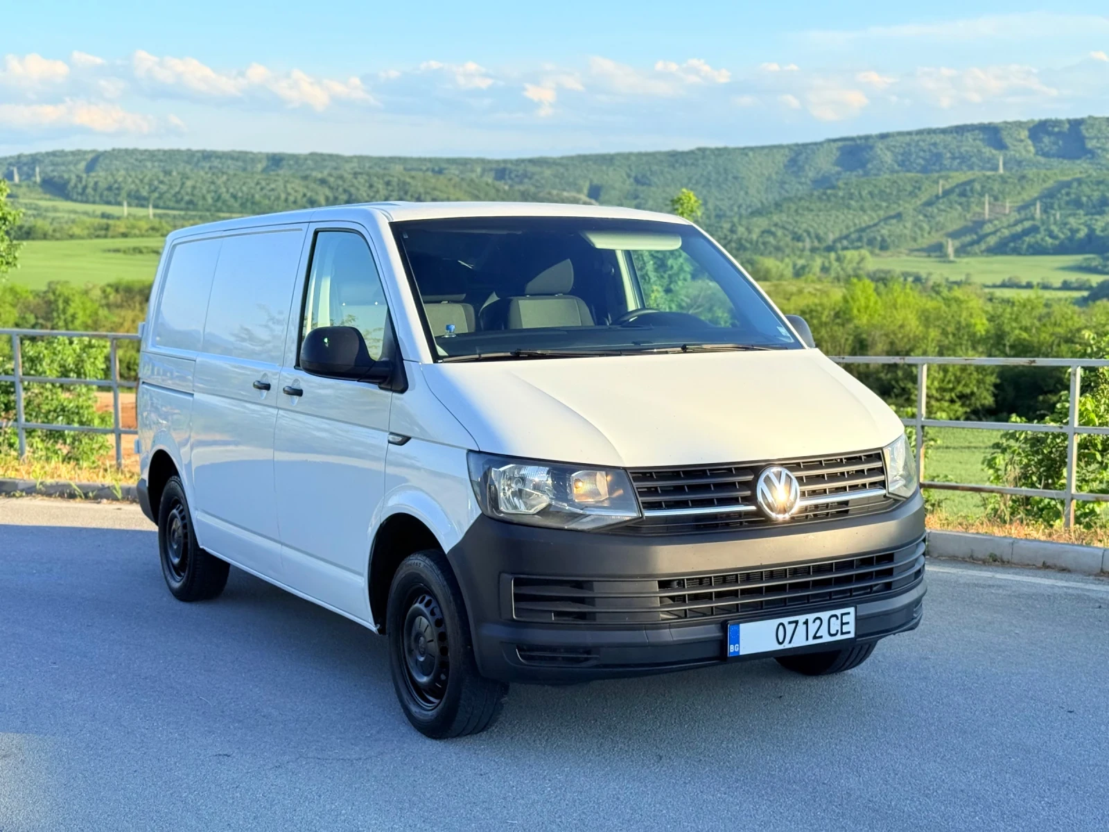 VW Transporter T6/Обслужен/DSG 7 скорости - изображение 2