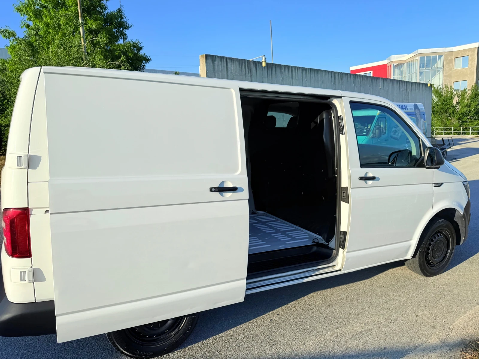 VW Transporter T6//DSG 7  | Mobile.bg   12