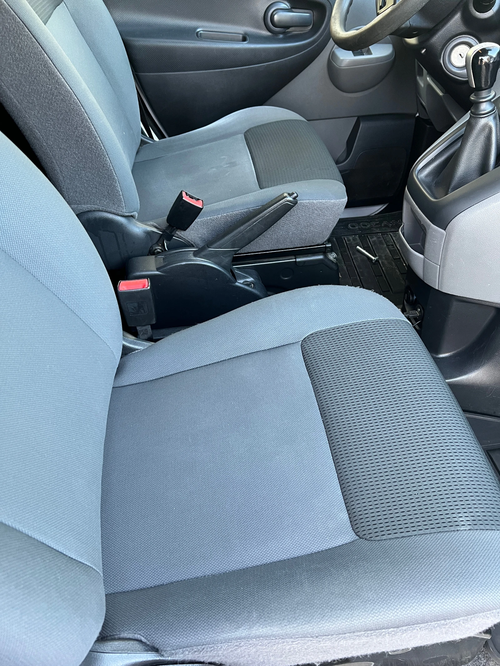 Nissan NV200  - изображение 8