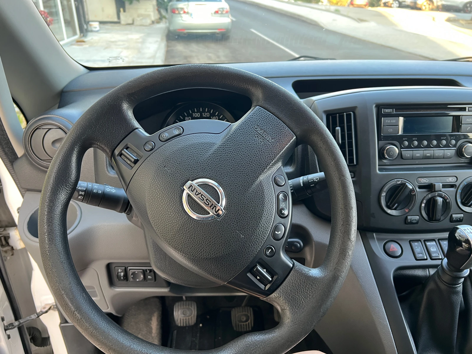 Nissan NV200  - изображение 10