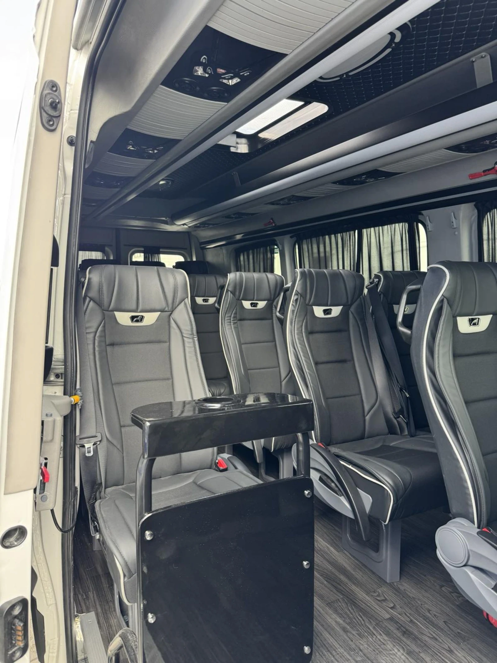 Man 23.362  - изображение 6