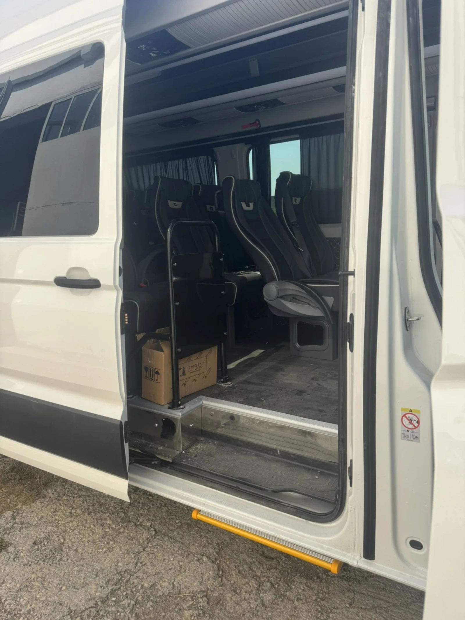 Man 23.362  - изображение 10