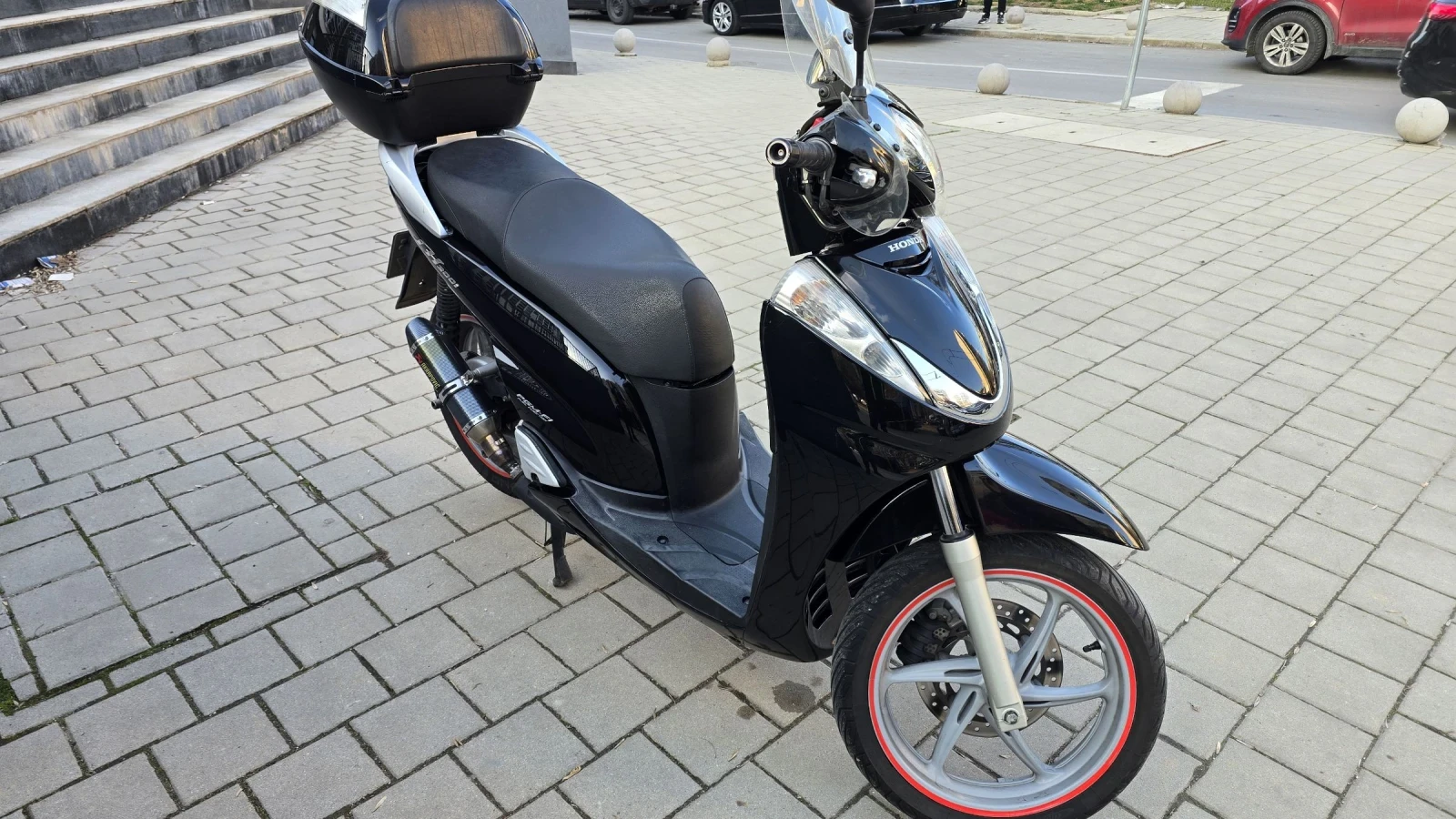 Honda Sh SH300i, снимка 4 - Мотоциклети и мототехника - 53748945