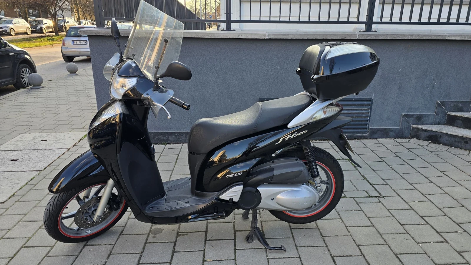 Honda Sh SH300i, снимка 2 - Мотоциклети и мототехника - 53748945