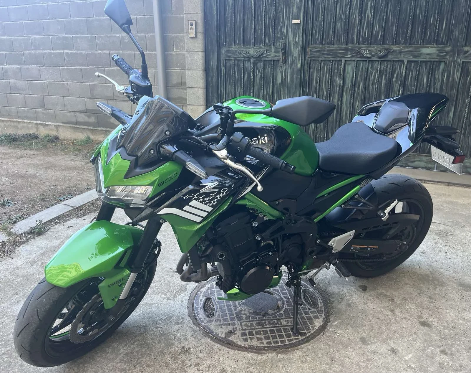 Kawasaki Z 900, снимка 8 - Мотоциклети и мототехника - 54770497
