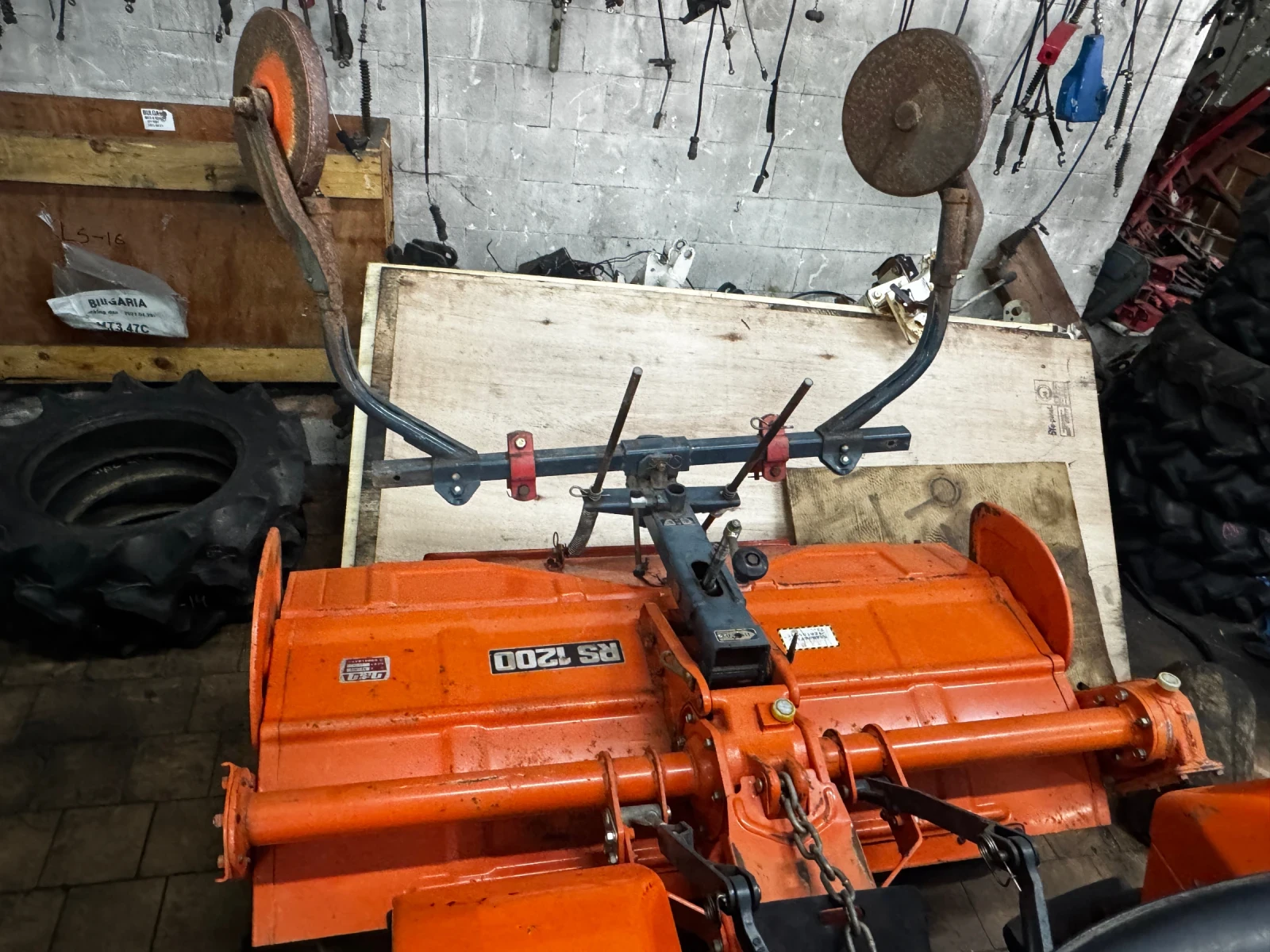 Трактор Kubota 1402, снимка 7 - Селскостопанска техника - 56204783