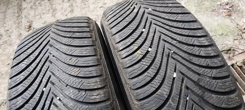 Гуми Зимни 215/65R16, снимка 2 - Гуми и джанти - 35607868