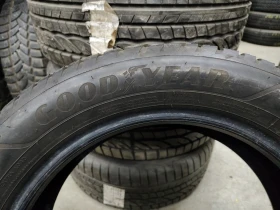 Гуми Всесезонни 215/55R17, снимка 5 - Гуми и джанти - 49422520