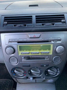 Mazda 2 1.2 i , снимка 10