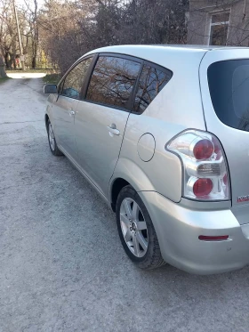 Toyota Corolla verso 2.2 D4D - 3800 € / 7432.15 лв. - 42381422 3