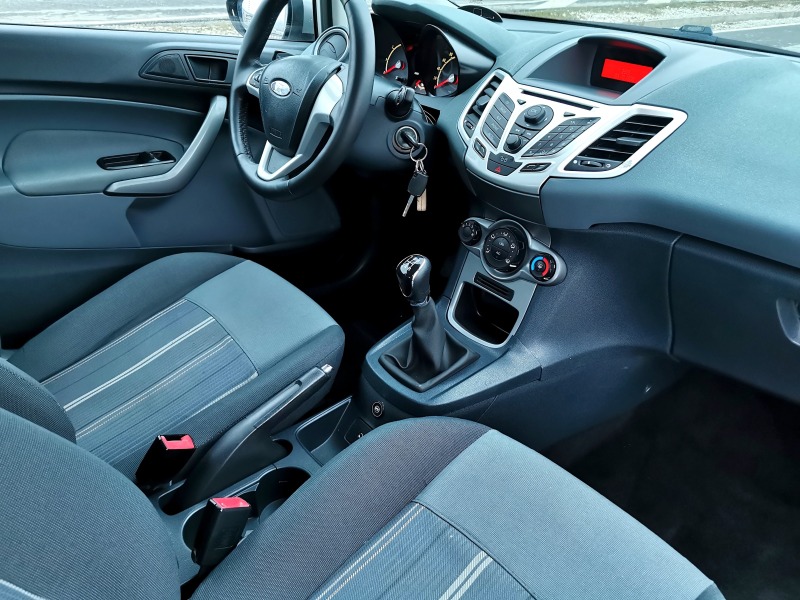 Ford Fiesta 1.4i GAZ, снимка 8 - Автомобили и джипове - 39854758