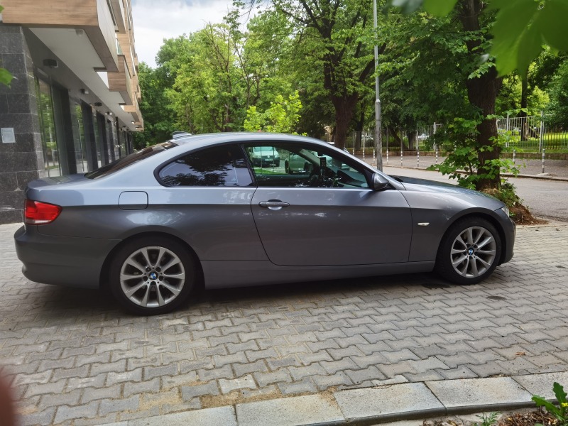BMW 320 BMW 320 Автоматик, Навигация, FaceLift, Keyless, снимка 2 - Автомобили и джипове - 45751877