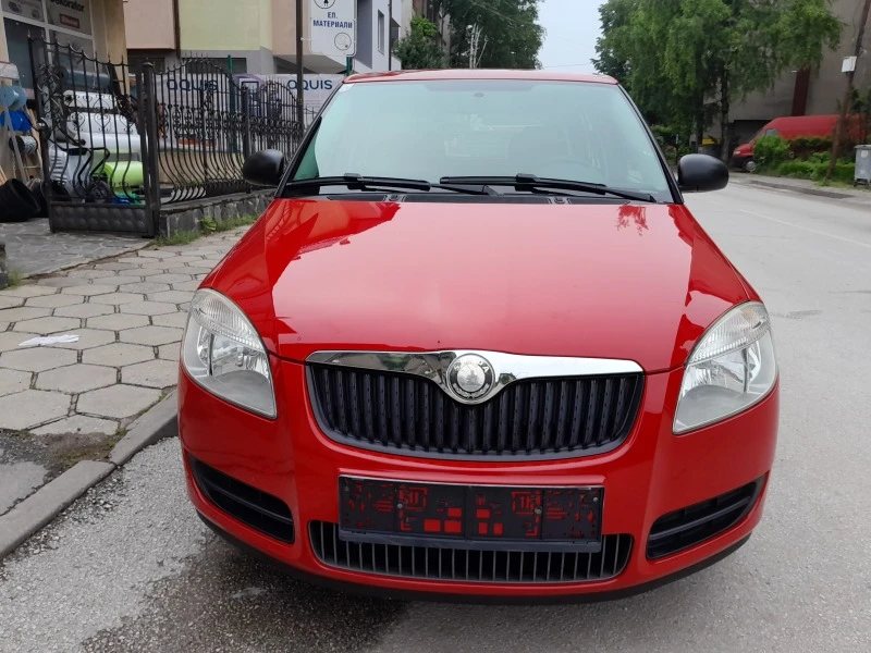 Skoda Fabia 1.4i-86к.с. 4 цилиндри, снимка 8 - Автомобили и джипове - 45894002