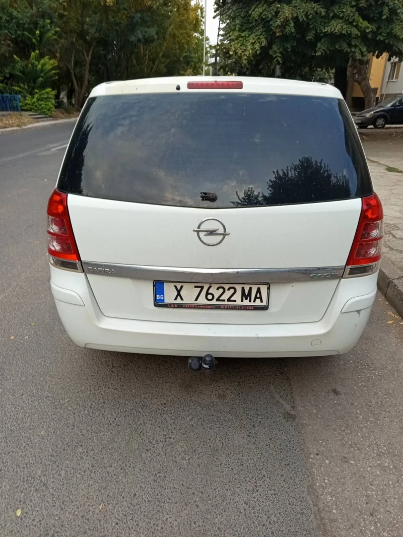 Opel Zafira Товарна, снимка 4 - Автомобили и джипове - 48043056