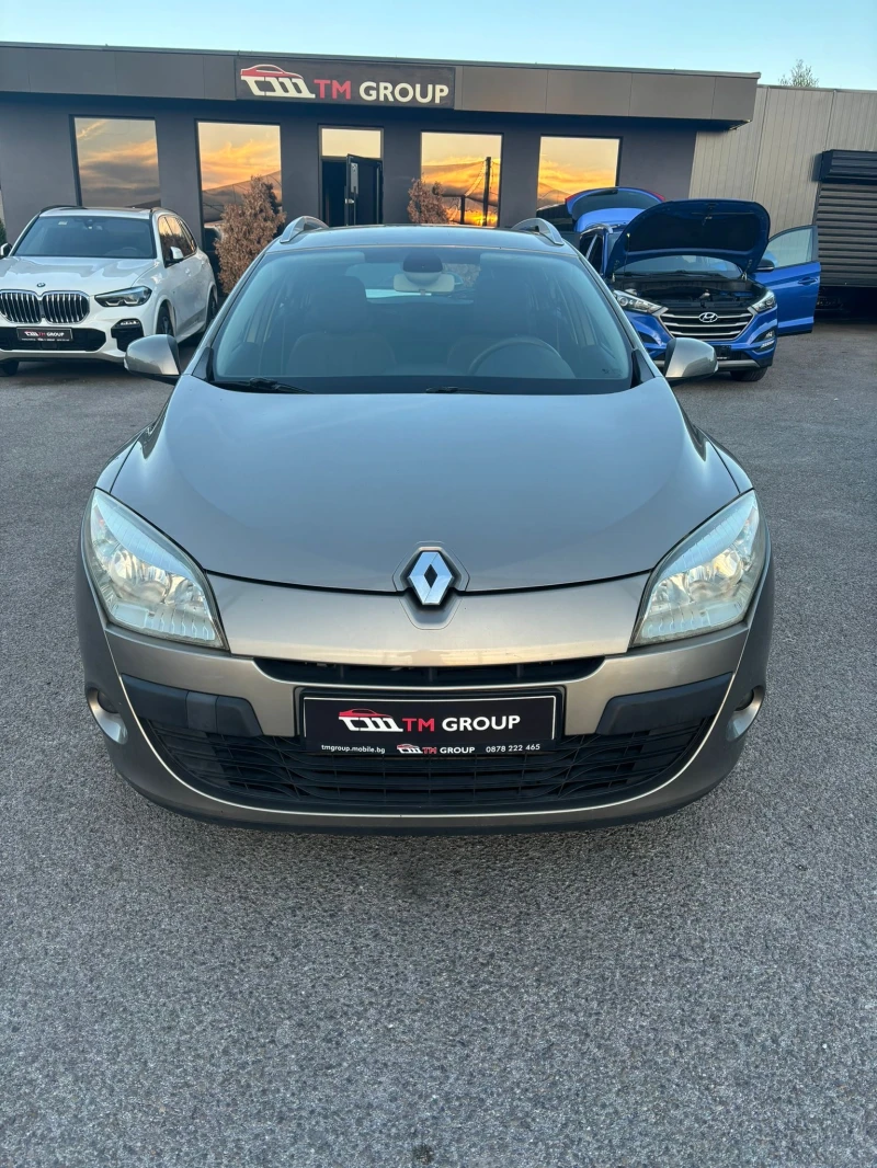 Renault Megane 1.5 DCI, снимка 2 - Автомобили и джипове - 47440935