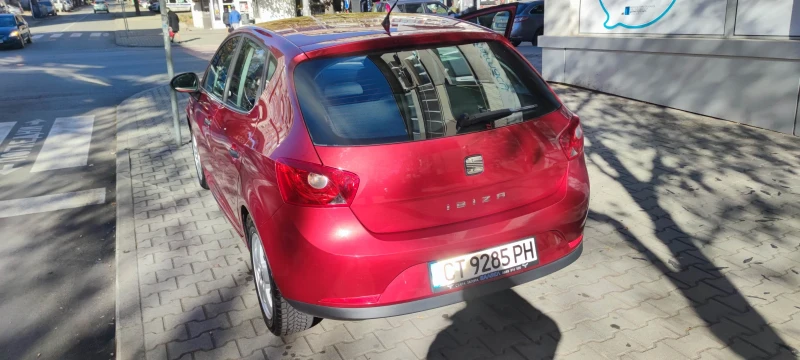 Seat Ibiza, снимка 3 - Автомобили и джипове - 48087213