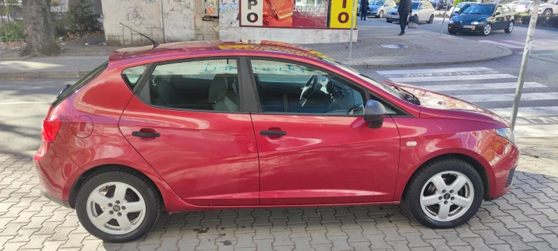 Seat Ibiza, снимка 5 - Автомобили и джипове - 48087213