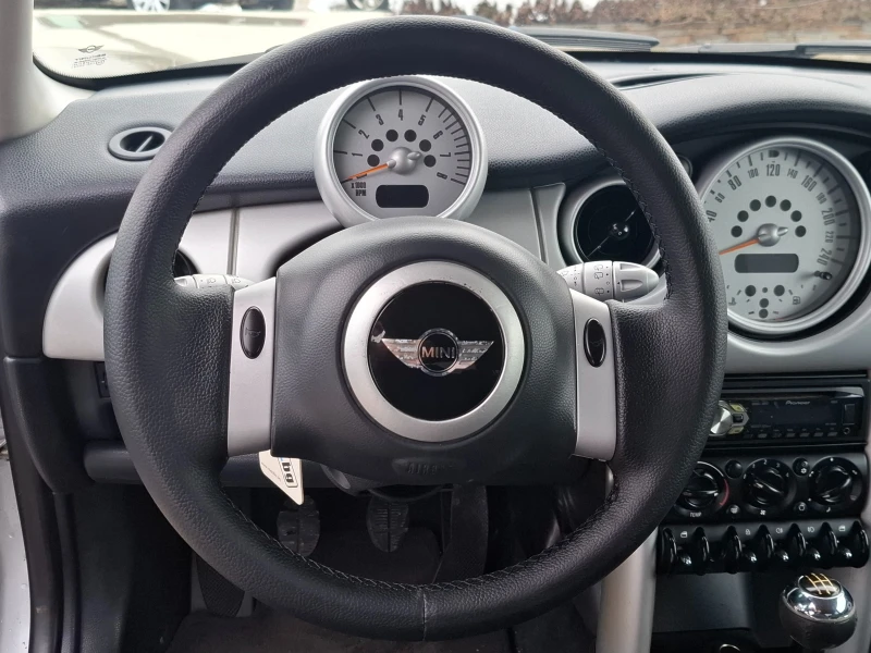 Mini One 1.6i/Клима/Италия, снимка 8 - Автомобили и джипове - 48678859