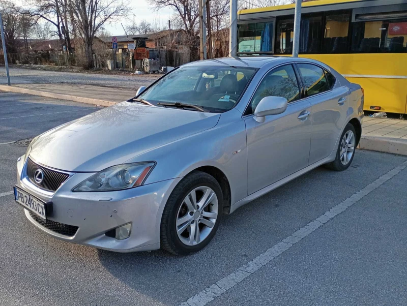 Lexus IS 220d, снимка 7 - Автомобили и джипове - 49554336