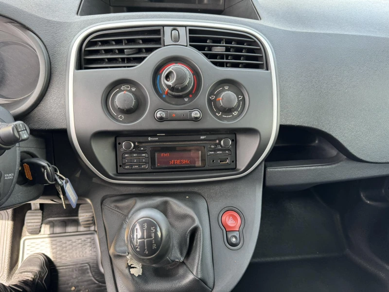 Renault Kangoo 1.5DCI, снимка 11 - Автомобили и джипове - 49930048