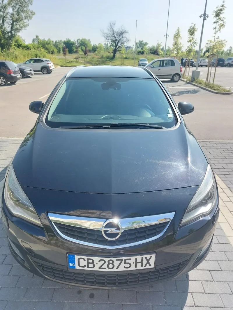 Opel Astra J 1, 7 CDTI Sports Tourer ISUZU, снимка 15 - Автомобили и джипове - 51658310