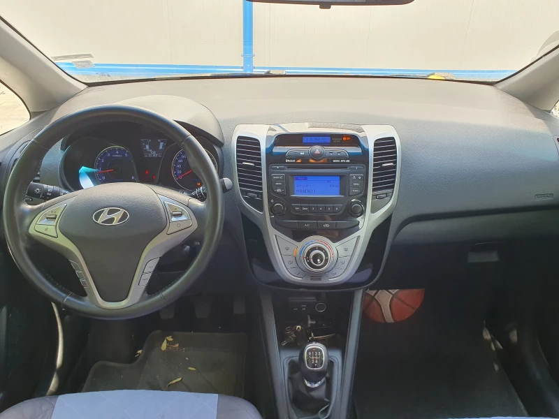 Hyundai Ix20 1.4i, снимка 7 - Автомобили и джипове - 51970107