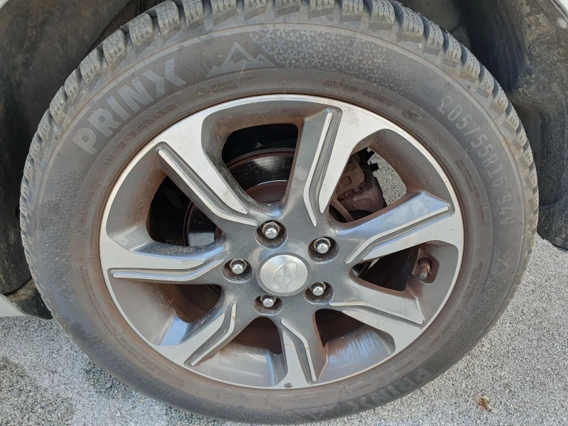 Hyundai Ix20 1.4i, снимка 12 - Автомобили и джипове - 51970107