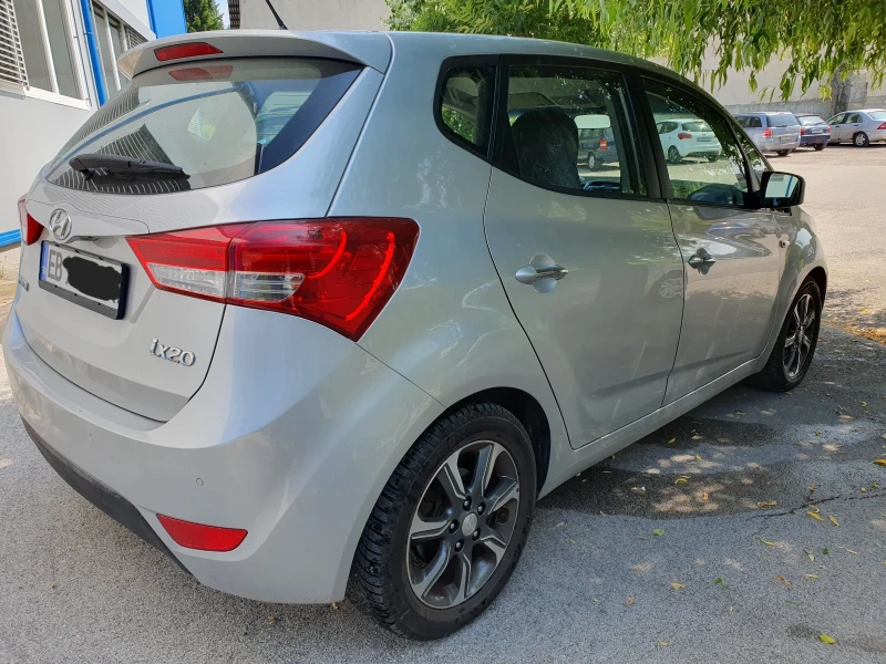 Hyundai Ix20 1.4i, снимка 3 - Автомобили и джипове - 51970107
