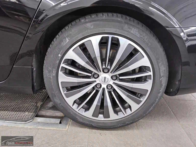 Volvo S90 R-DESIGN/235HP/MEMO/CAM/NAVI/LED/KLESS/324g, снимка 11 - Автомобили и джипове - 51724736