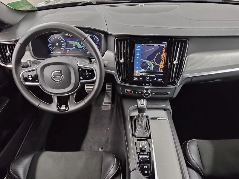 Volvo S90 R-DESIGN/235HP/MEMO/CAM/NAVI/LED/KLESS/324g, снимка 5 - Автомобили и джипове - 51724736