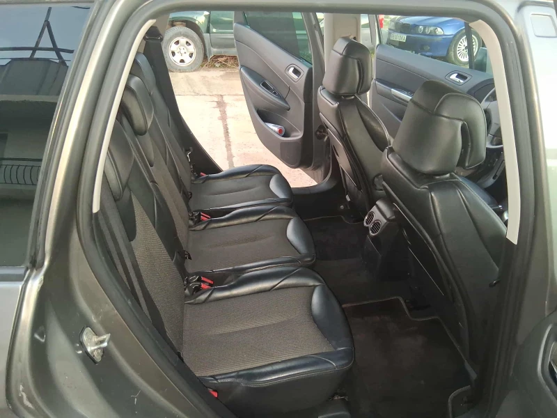 Peugeot 308 2.0 HDI GT Sport, снимка 11 - Автомобили и джипове - 52553305
