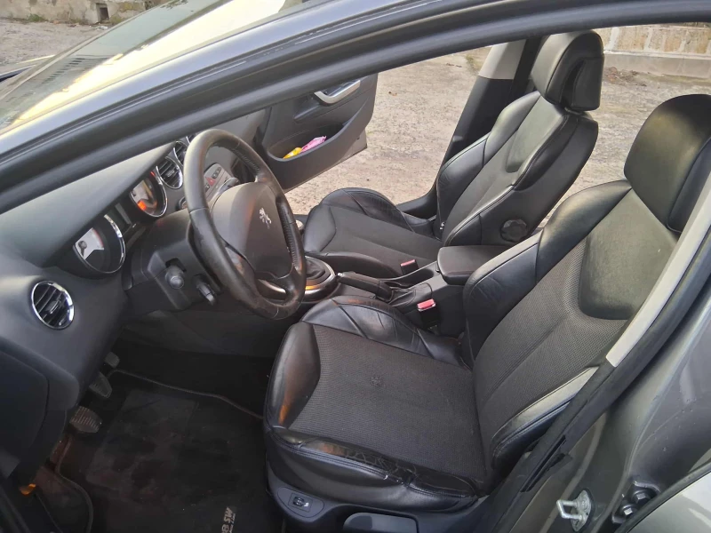 Peugeot 308 2.0 HDI GT Sport, снимка 9 - Автомобили и джипове - 52553305