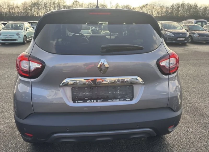 Renault Captur 1.5dCi Iridium* Full Led* Camera* Key less* Euro 6, снимка 11 - Автомобили и джипове - 52642035
