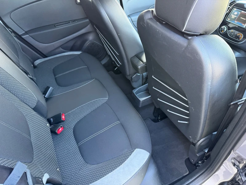Renault Captur 1.5dCi Bose* Full Led* Camera* Key less* Euro 6, снимка 9 - Автомобили и джипове - 52642035