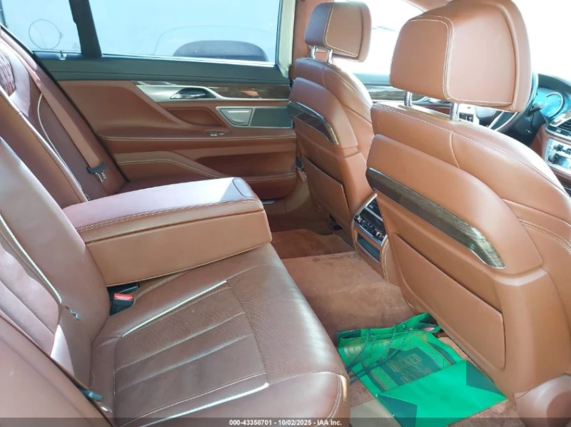 BMW 740 2018 BMW 740I, снимка 14 - Автомобили и джипове - 52748398