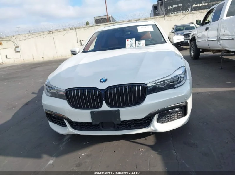 BMW 740 2018 BMW 740I, снимка 2 - Автомобили и джипове - 52748398