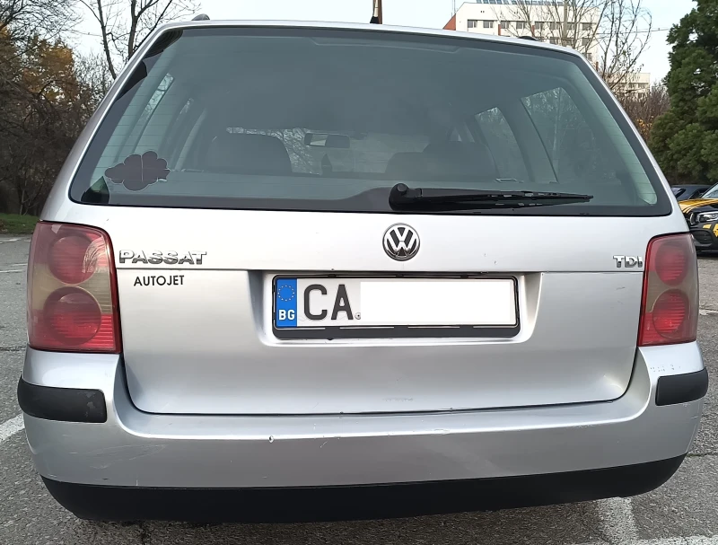 VW Passat, снимка 5 - Автомобили и джипове - 52907290