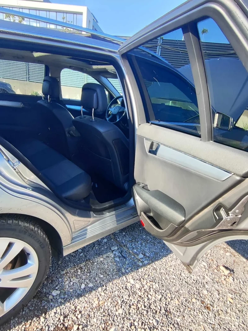Mercedes-Benz C 250, снимка 8 - Автомобили и джипове - 53269397