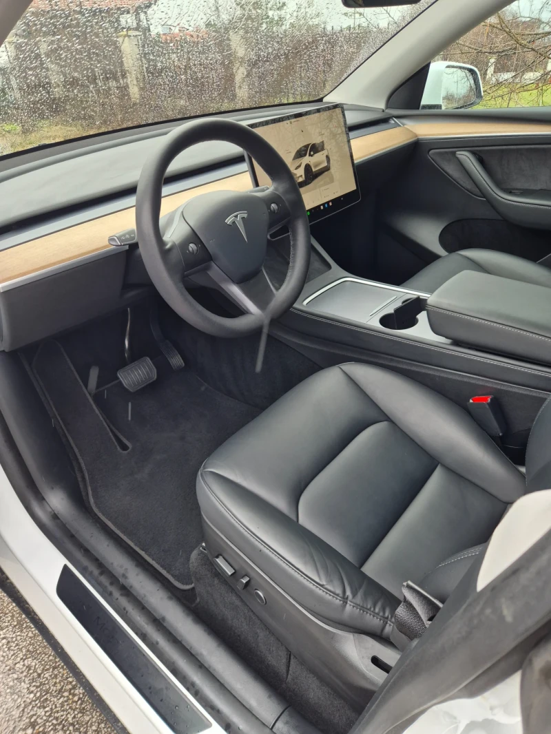 Tesla Model Y Long Range/Dual Motor/22г, снимка 9 - Автомобили и джипове - 53467128