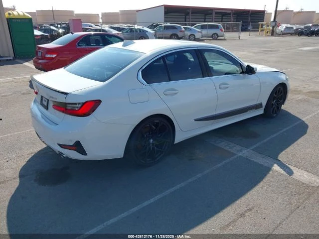 BMW 330 * КОЖА* ЛЕД* ШИБИДАХ* ПОДГРЕВ* , снимка 4 - Автомобили и джипове - 53779307