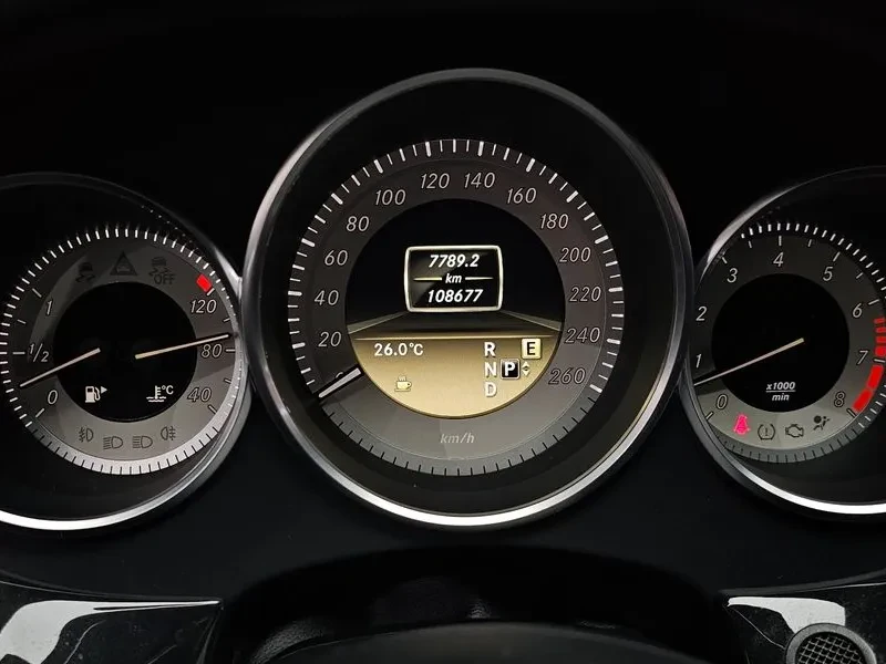 Mercedes-Benz CLS 350 W218, снимка 8 - Автомобили и джипове - 55217161
