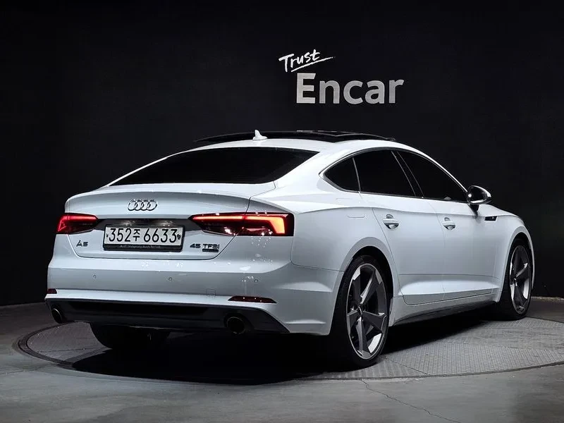Audi A5 45 Tfsi Quattro Premium Sportback, снимка 2 - Автомобили и джипове - 55555742
