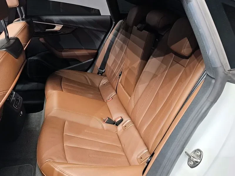 Audi A5 45 Tfsi Quattro Premium Sportback, снимка 11 - Автомобили и джипове - 55555742