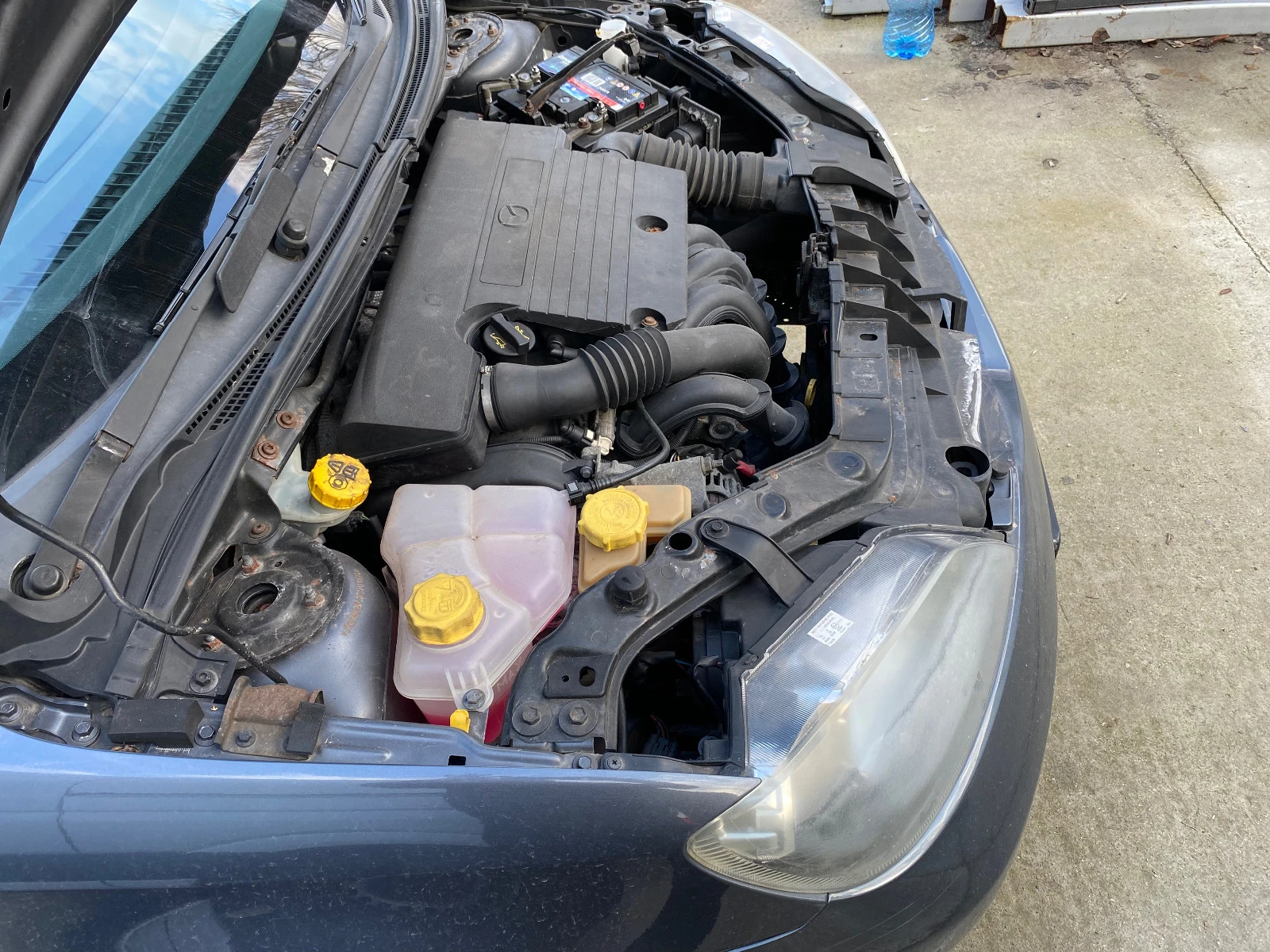 Mazda 2 1.2 i  | Mobile.bg   11