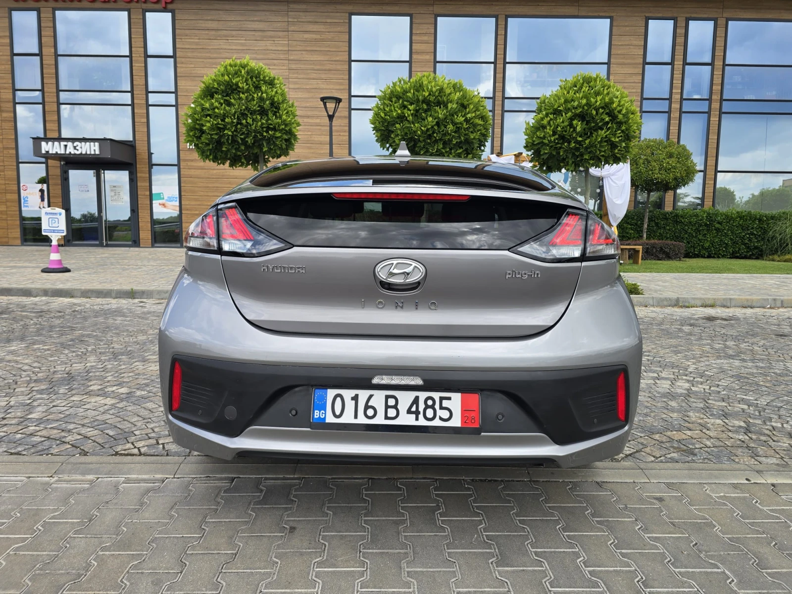 Hyundai Ioniq 1.6 plug-in-HIBRIDE  - изображение 6