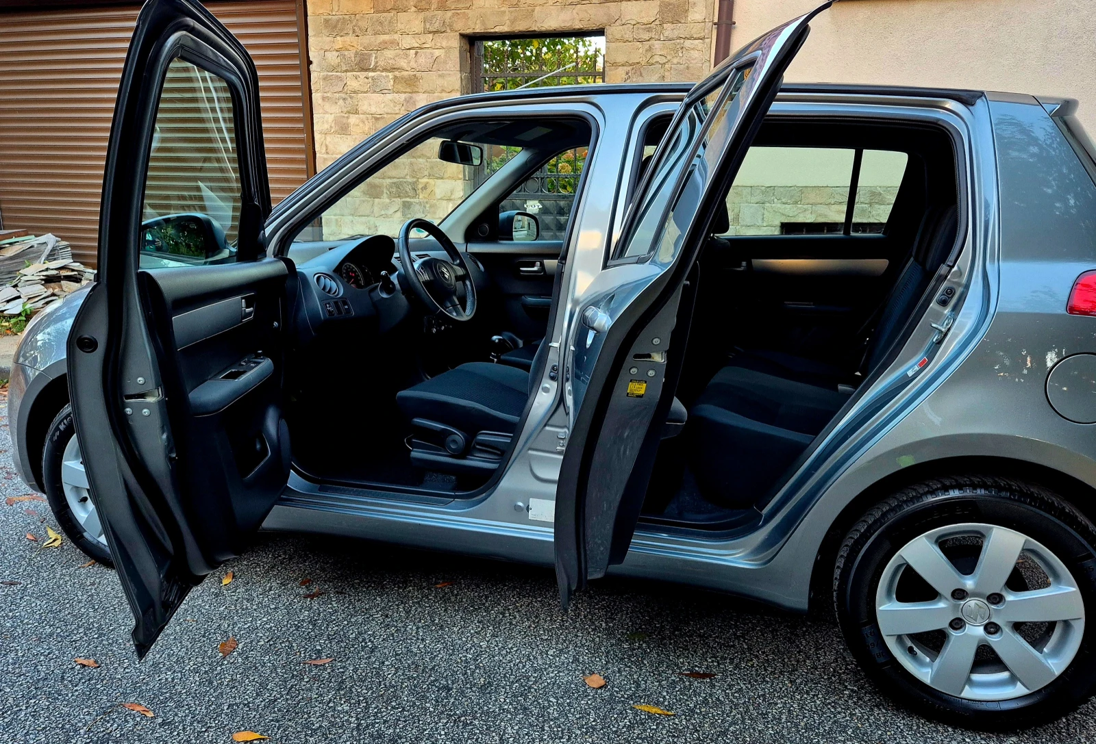 Suzuki Swift 1.3i---japan | Mobile.bg   13