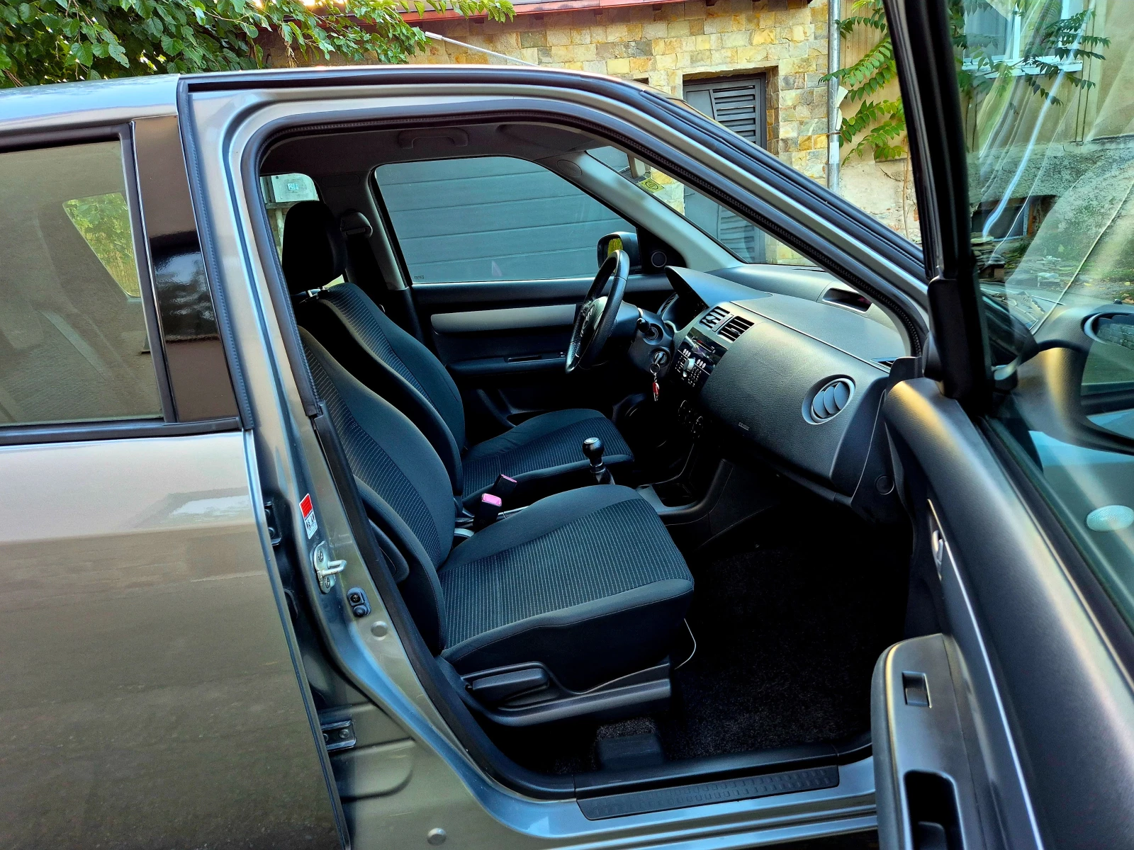 Suzuki Swift 1.3i---japan | Mobile.bg   14