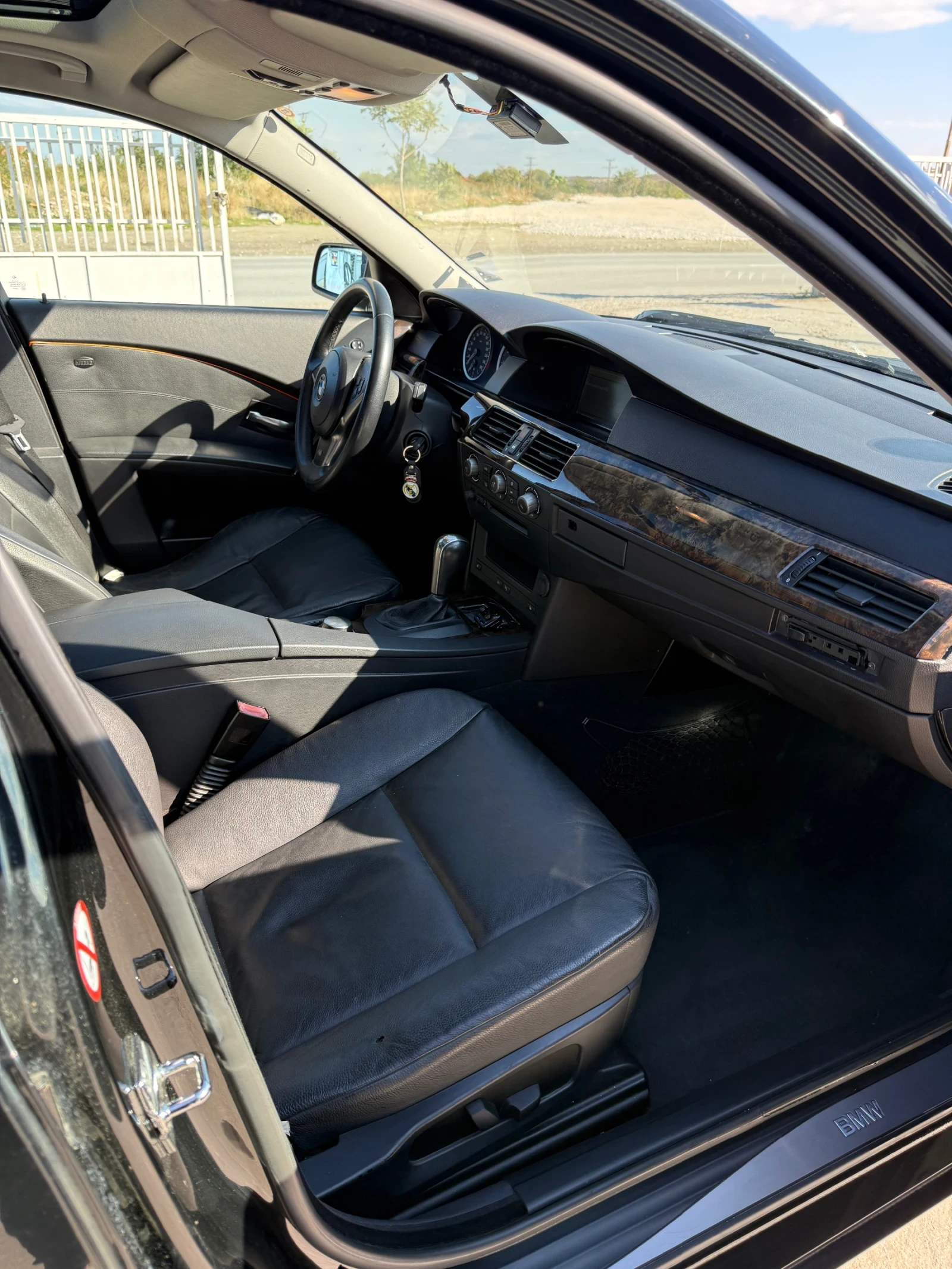 BMW 520  i m pack | Mobile.bg   12