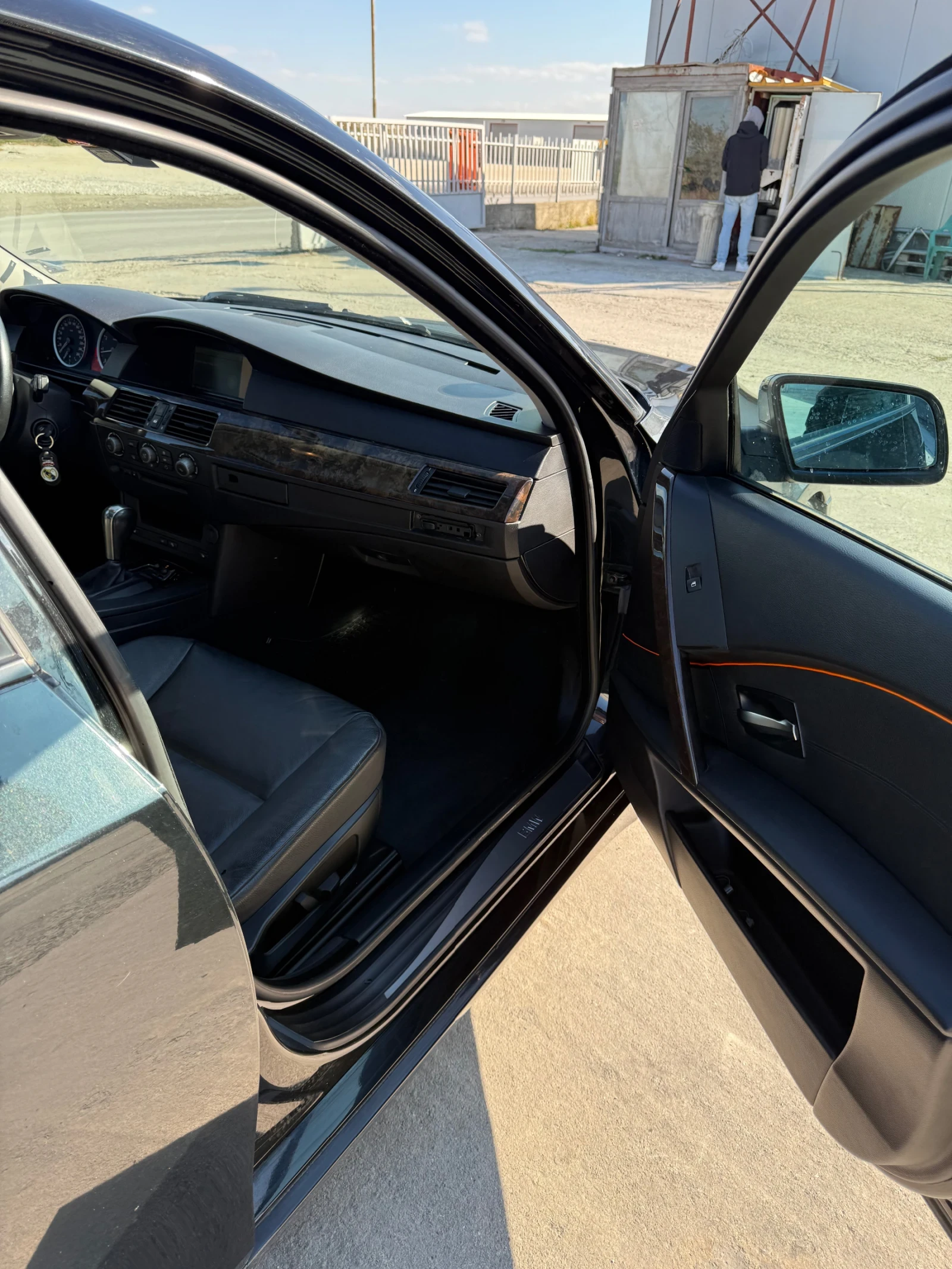 BMW 520  i m pack | Mobile.bg   13