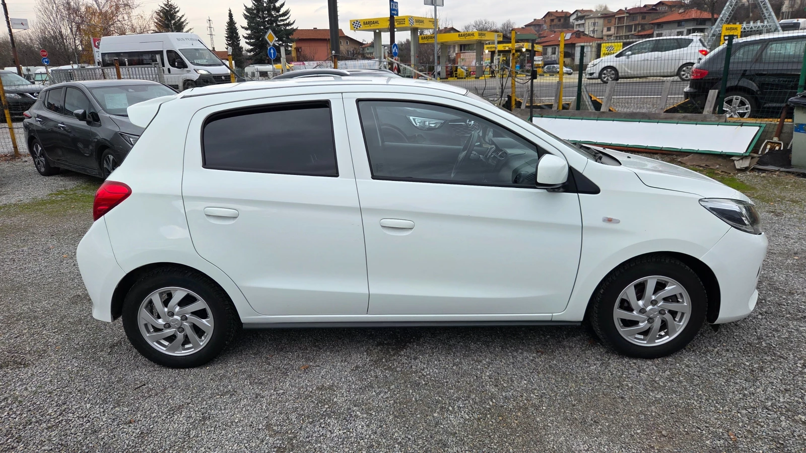 Mitsubishi Space star 1.2i NAVI - изображение 7